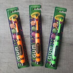 3 GUM Crayola kids' toothbrushes